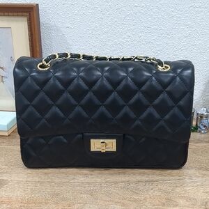 Black Quilted Chain Shoulder Bag